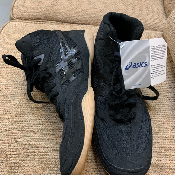 Asics Wrestling shoes sold - Picture 3 of 7